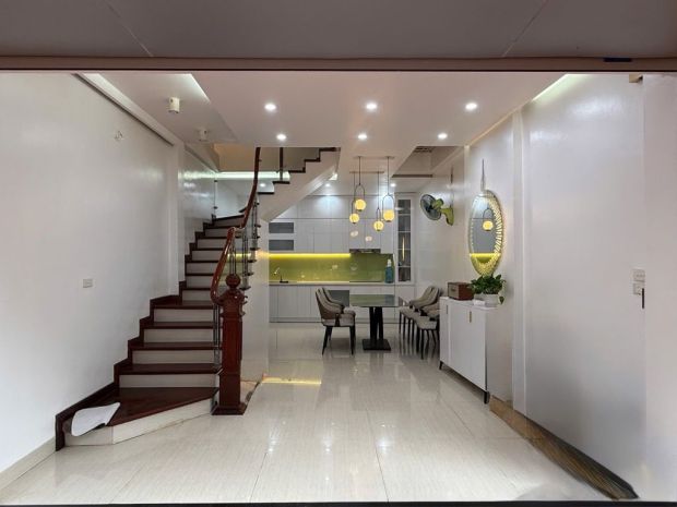 Duy nhất 1 căn. hơn 9 tỷ ngọc lâm 35m x 5t oto đỗ cửa ở 7313586