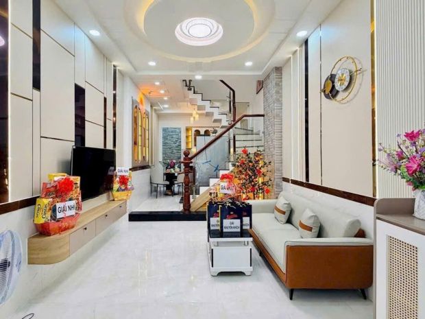 Bán nhà - 2tầng - quang trung -gv- giá chỉ  4.xx 7313732