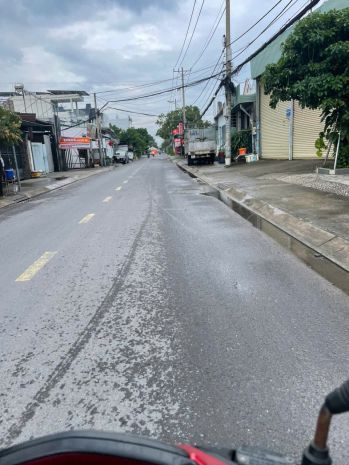 Ban đât măt tiên 30x70m gia 30 ty đương pham thi 7314646