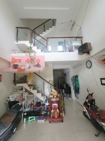 Nhà mới 3 tầng c3 phạm hùng,bình hưng,bình chánh. giá: 3.7 7315026