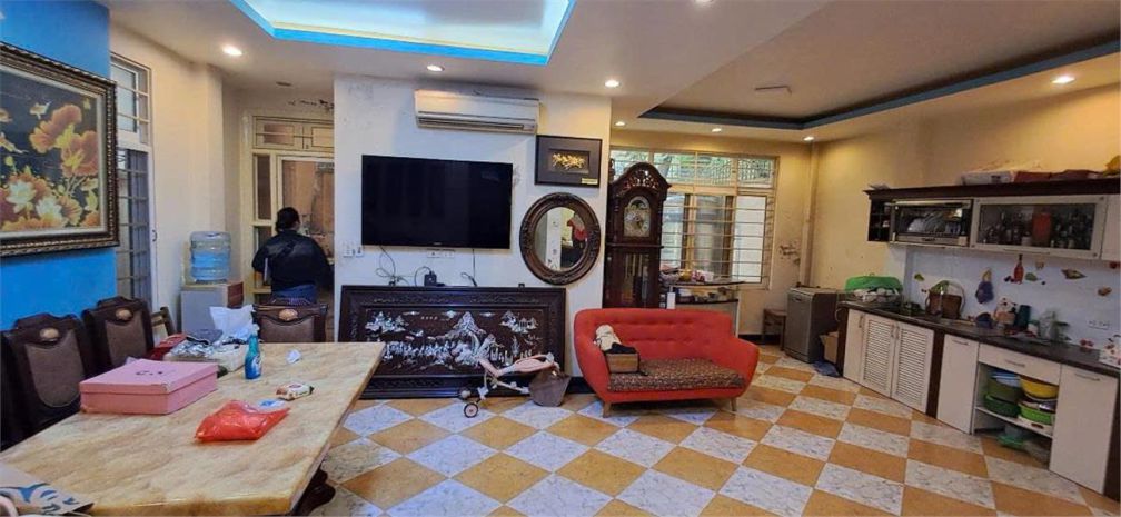 Bán biệt thự  nguyễn huy tưởng 170mx4t, mt8m - chỉ có 18 7315905