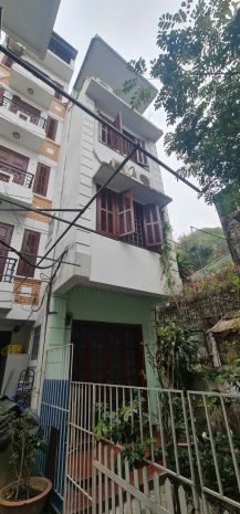 Cho thuê nhà ngõ 202 trịnh đình cửu, 38m2 x 5 tầng, 3 phòng 7317389