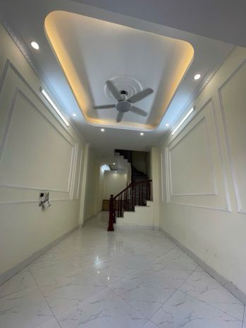 Bán nhà ngõ 268 ngọc thuỵ 35m x 5t oto 7c qua nhà, vf3 vào 7318318