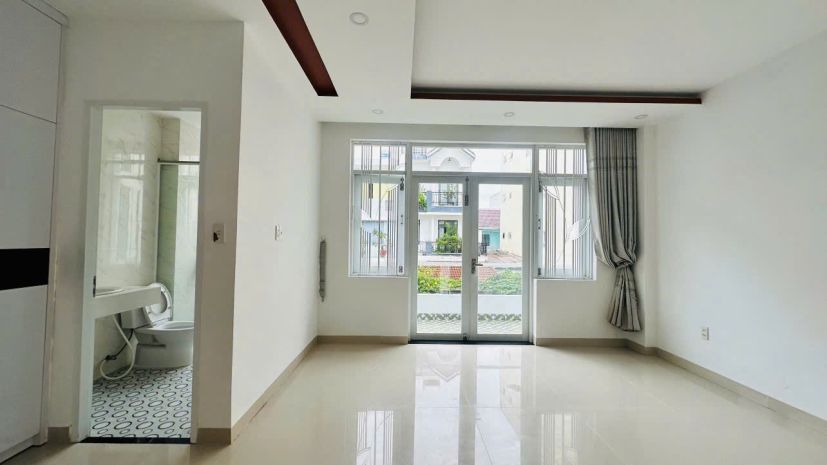 Nhà mặt tiền 6m-100m2- gần siêu thị go-khai thác kinh doanh 7325098