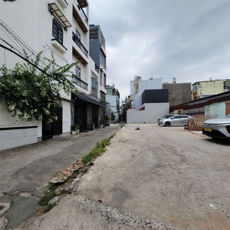 Nhà đẹp  giá tốt bán nhà 3 tầng tại hẻm ô tô đường lê đức 7325523