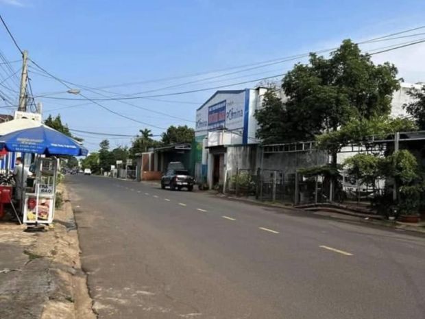 Đất 10m x 25m mặt tiền thủ khoa huân  ngay trường dân 7327126