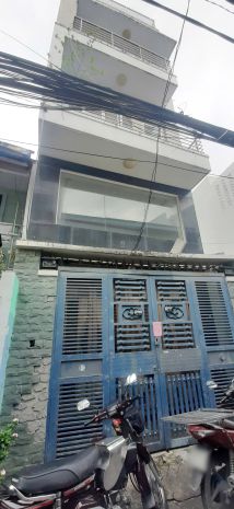 Giảm sâu 300 triệu - chdv 5 tầng đường bình đông. giá 8.2 7327139