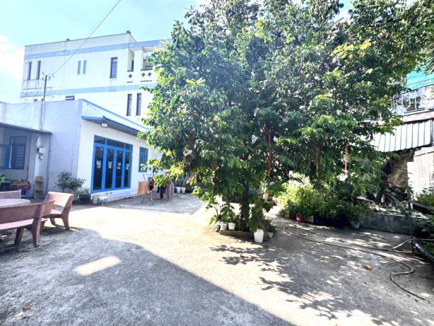 Bánnhà linh xuân thủ đức 232m2 9x23, hẻm xe hơi, full 7327335