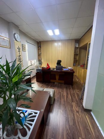 Chính chủ cho thuê nhà nguyên căn mặt phố hạ đình, thanh 7328330