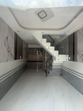 Bán nhà huỳnh tấn phát, q.7. giá 1 tỷ 050 triệu. 7330390