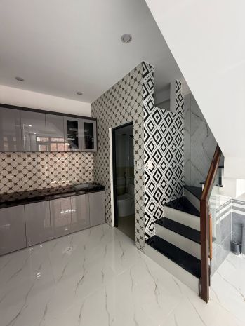 Bán nhà huỳnh tấn phát, q.7. giá 1 tỷ 050 triệu. 7330394