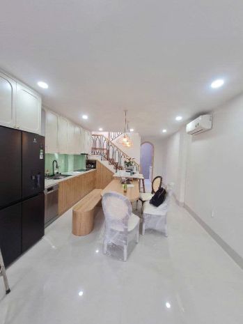 Kế bên aeon tân phú - 4,2x15 - 5 tầng - đường xe hơi - chỉ 7331228