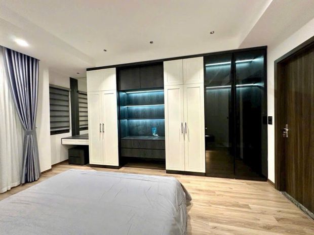 Phố trạm 45m2 6 tầng gara ô tô, thang máy, kinh doanh 7333687