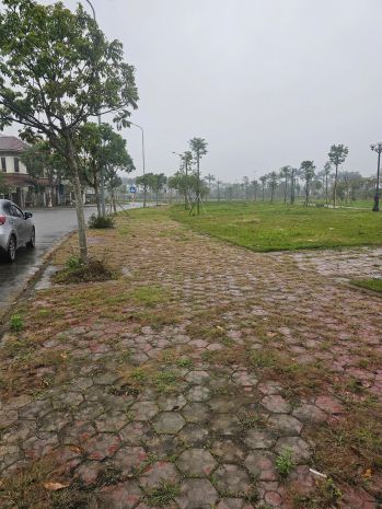 Lô đất đẹp gần sông  tiềm năng tăng giá mạnh trong tương la 7334290