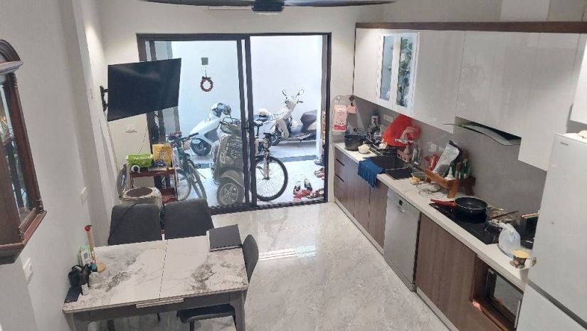 Hoàng hoa thám dt 35m x5 tầng 7,99 tỷ- full nội thất 7334426