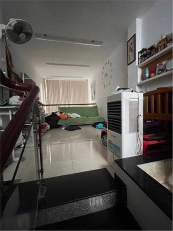 Nhà đường số 4 cư xá đô thành phường 4 cũ quận 3. 7334761