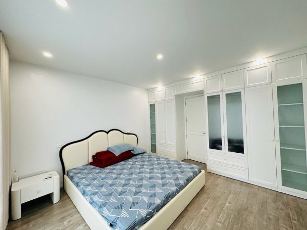 Phố bát khối siêu phẩm 6 tầng ngõ thông trong tầm giá nhỉnh 7336028