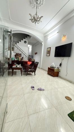 Nhà 4 tầng mặt tiền đường nội bộ cao lỗ p4q8. giá: 10.8 tỷ 7336077