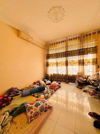 Nhà 3 tầng 54m2 giá 8ty lạc long quân q11 7336747