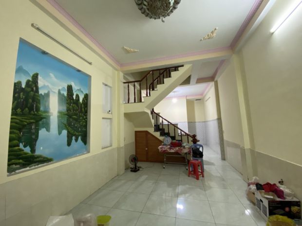 Bán nhà 1 trệt 1 lầu dĩ an,đường 2 ô tô,shr,gần vincom dĩ an 7337330