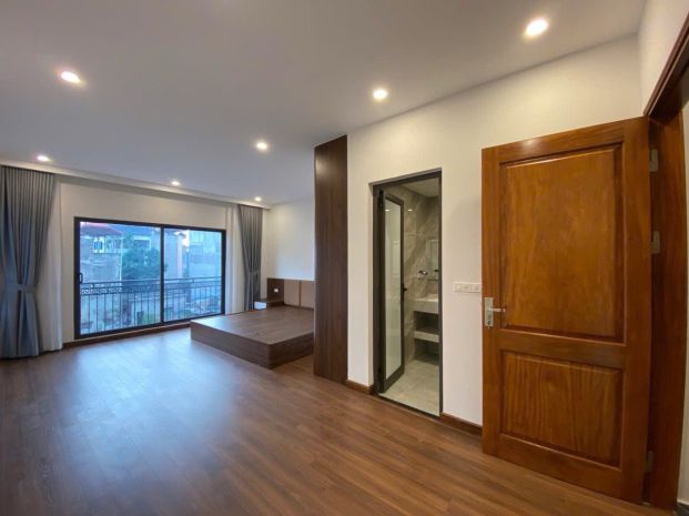 Hàng xóm vinhomes riverside 55m2, 6 tầng thang máy, ô tô 7339079