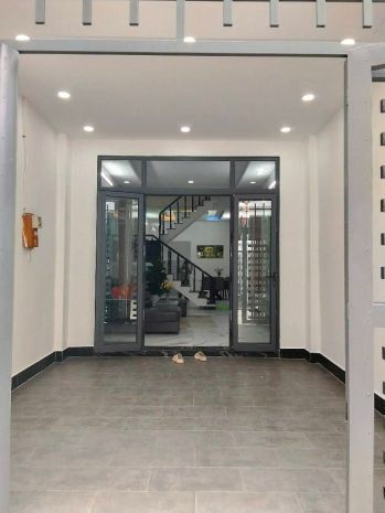 Bán nhà 3 tầng đẹp giá tốt hxh thông tô ngọc vân gần ngã tư 7339329