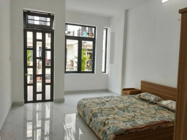 Bán nhà 3 tầng đẹp giá tốt hxh thông tô ngọc vân gần ngã tư 7339332