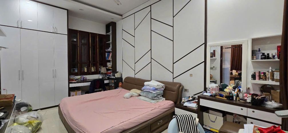 Cho thuê tổ hợp văn phòng  nhà xưởng thời trang khép kín 7340981