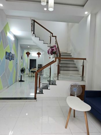 Nhà kiệt 3m ô tô đậu 25m, gần mt trần cao vân, dt 51m2, 2 7341481