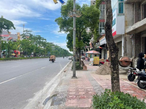 Bán đất tặng nhà c4 mặt phố ngô gia tư- kinh doanh- vỉa hè 7341645