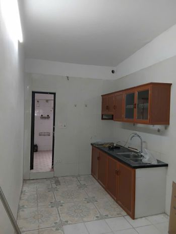 Cho thuê căn hộ tập thể tầng 5 hoàng quốc việt 50m2, 2 ngủ, 7342318