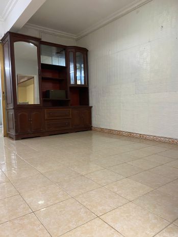 Cần cho thuê căn hộ tập thể tầng 1 nghĩa tân 75 m2, 2 ngủ, 7342511