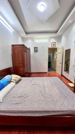 Bán nhà hoàng mai 30m2. 4 tầng. mặt tiền 3.4m. giá 8.2 tỷ 7343699