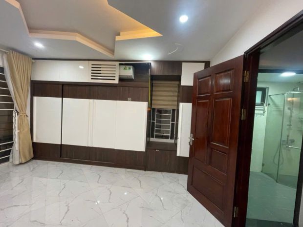 Bán nhà 5 tầng phố 83, vị trí cực đẹp tại trung tâm hbt 7343819