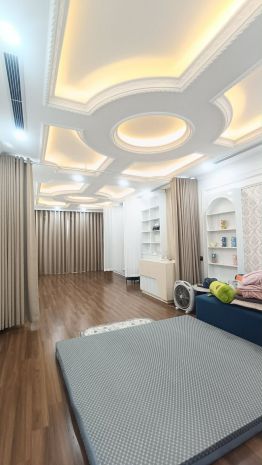 Nhà đẹp cổ linh, 8 tầng thang máy, ôtô tránh, đối diện aeon 7343854