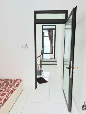 Ô tô đậu 25m, kiệt trước nhà 3m gần mt trần cao vân, dt 7344290