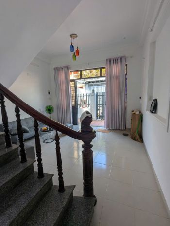 Cho thuê nhà bắc nha trang  3pn  đường rộng 8m có vỉa hè 7346075