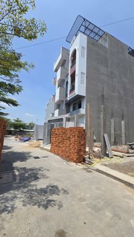 Bán nhà 1trệt 4lầu phạm văn đồng, phường linh tây, thủ đức 7346238