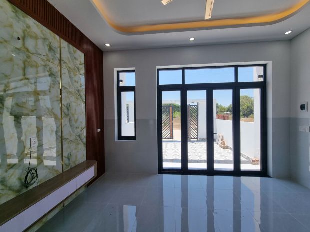 Nhà mới đẹp  giá tốt trung tâm long điền, tp.hcm 7346877