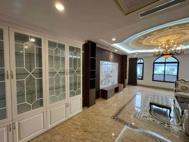 Rẻ nhất kv đàm quang trung!95m,mt 5.5m,sát mặt phố,ô tô 7346914