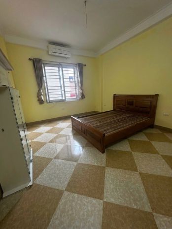 Phùng chí kiên  nhà 5tầng  30m²  mt 4m  8.9 tỷ  cầu giấy 7347364