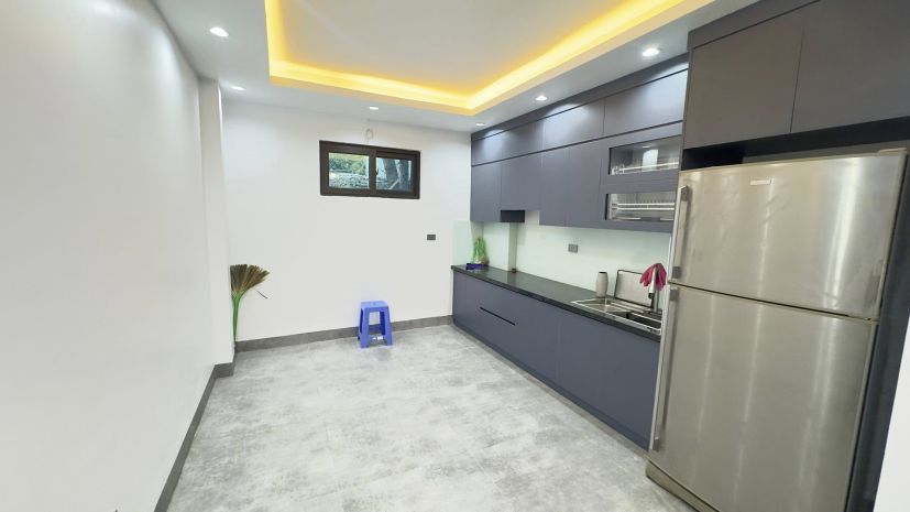 Nhà đẹp ở luôn phố lạc long quân 58m 5t giá 15 tỷ ngõ 7347938