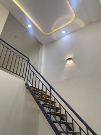 Chủ cần bán nhà mới xây hẻm võ thị sáu, gần chung cư ph. 7348594