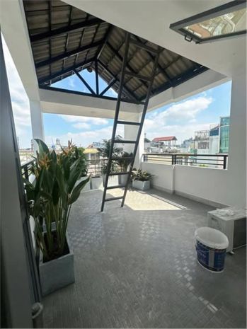 Nhà hxh đường cách mạng tháng tám phường 13 quận 10 p. hoà 7349387