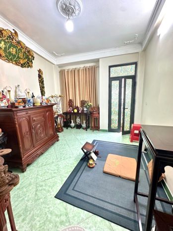 Bán nhà đẹp nguyễn sơn- dân xây- sát phố- 33m 3 ngủ đủ công 7350376