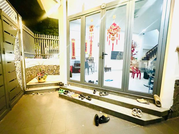 Bán nhà nhà phố 2 mặt tiền hẻm vạn kiếp - gần phan xích 7350499