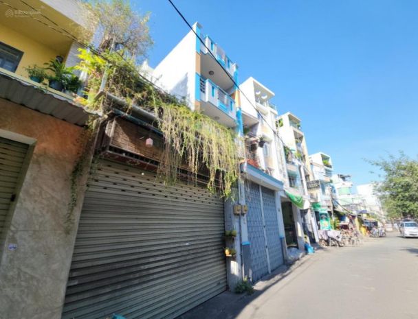 Hot! ngay thống nhất  quang trung nhà 3 lầu st. dt: 5mx16m 7352110