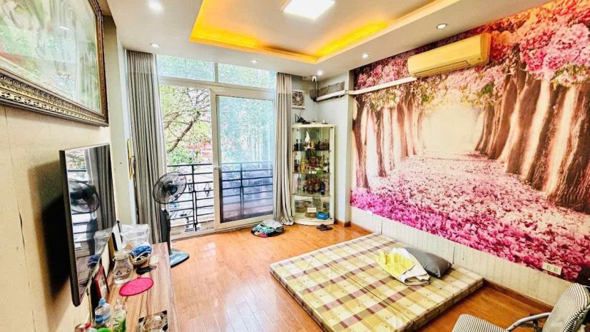 Bán nhà ngõ 54 nguyễn chí thanh, dt 33m2, xd 4 tầng, mt 4m, 7352886