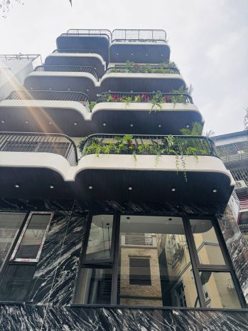 Siêu phẩm gia thụy 7 tầng 70m2, gara 2 ô tô, kinh doanh 7352944