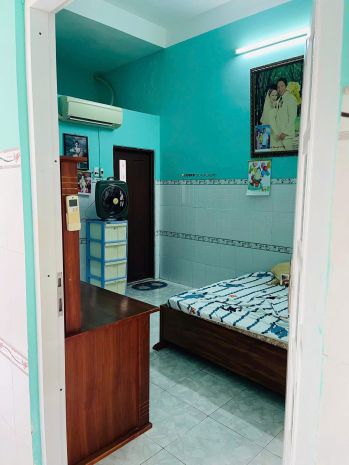 Nhà mặt tiền  kiên cố  chính chủ cần bán nhà tại thị trấn 7353409